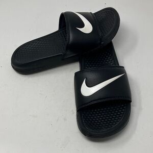 Nike Benassi Swoosh Slide Sandals Men’s Size 7 Black/White 312618-011